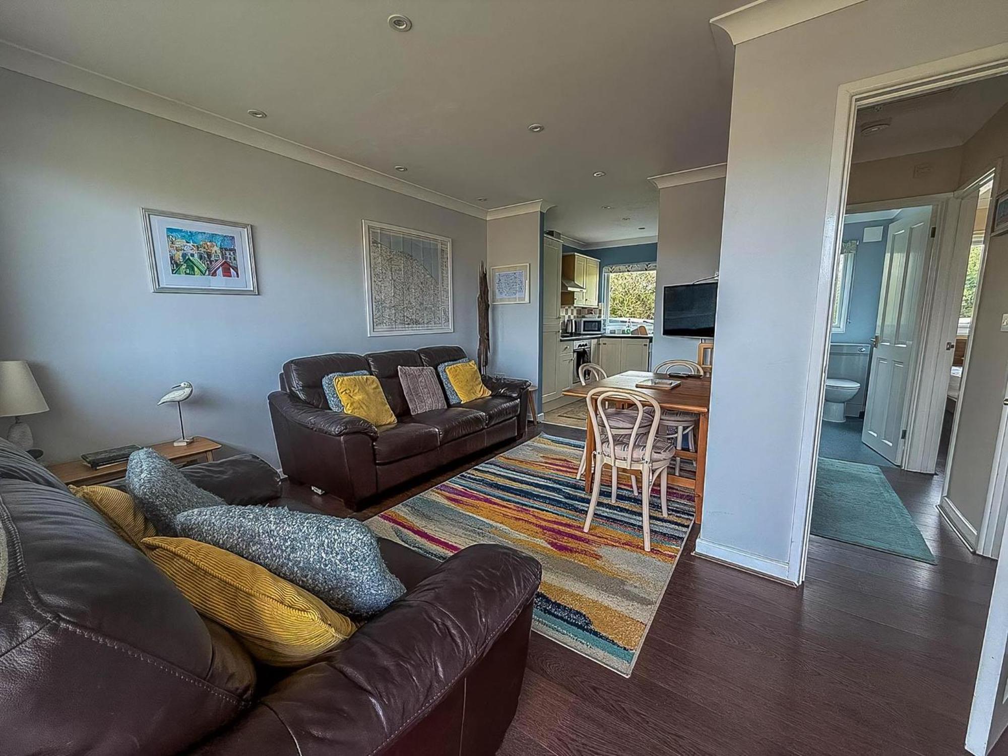 For Hire At Rainbows End Near A Beautiful Norfolk Ref 31039r *